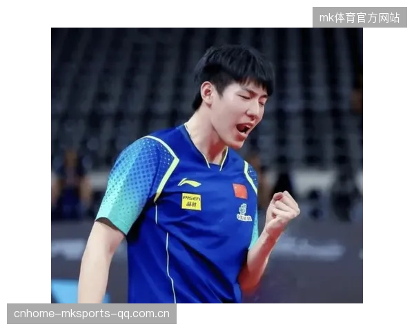温瑞博“3-0横扫”突围！国乒男单止住连败，WTT中国大满贯首秀震撼开启！
